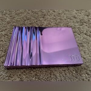 Urban Decay eyeshadow palette